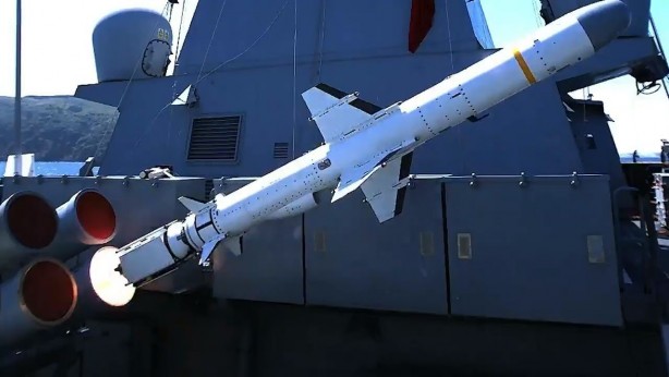 Foto - Yunanistan tam anlamıyla sallandı! Böyle duyurdular: Türkiye yeni bir füze üretti, bizim için tehlike büyük