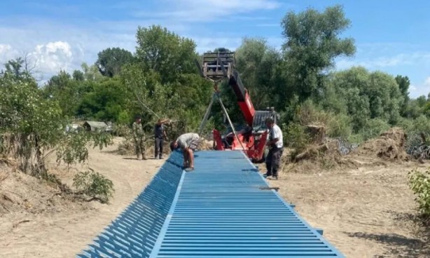 Foto - Yunanistan, Türkiye sınırına 20 kilometre mesafede harekete geçti! Geceli gündüzlü çalışmalara başladı