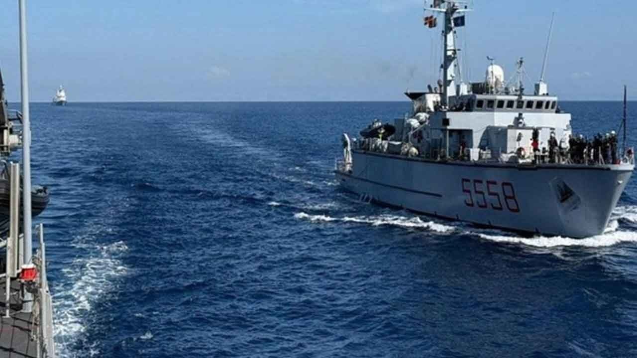 Foto - Yunanistan, Türkiye'ye 'büyük dostumuz' diyen ülkenin kapısını çaldı: Bize o gemileri verin