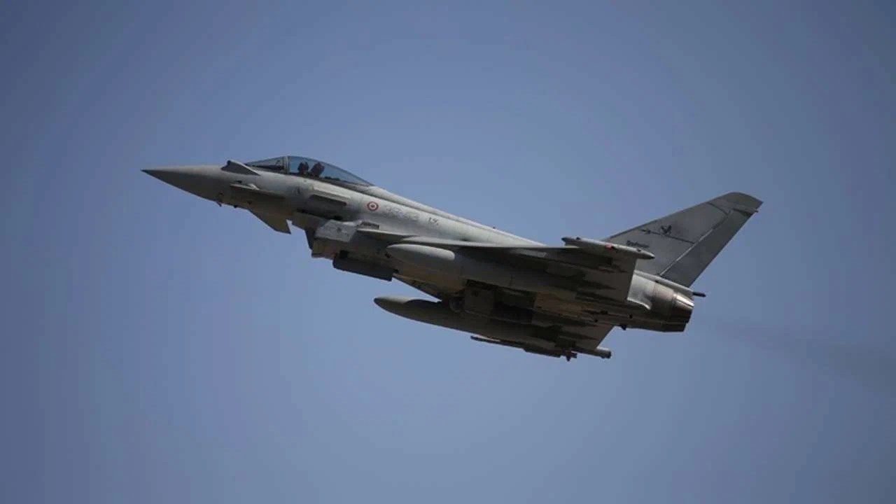 Foto - Yunanistan, Türkiye'ye Eurofighter Typhoon sırasını vermeyi teklif edenin hangi ülke olduğunu açıkladı