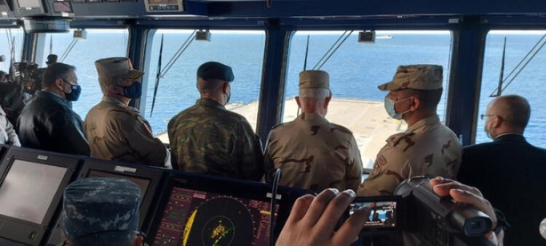 Foto - Yunanistan Türkiye'ye karşı savaşa mı hazırlanıyor? Dikkat çeken askeri hareketlilik!