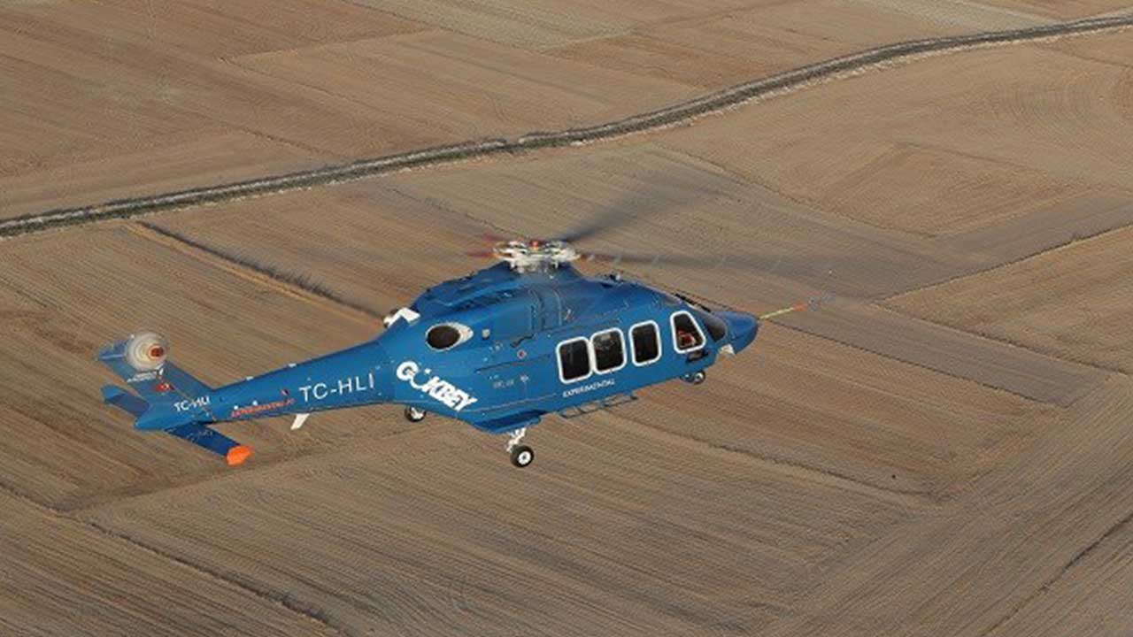 Yunanistan'a acil durum ilan ettiren Gökbey helikopteri teslim edildi! 'Hayırlı olsun' paylaşımıyla duyuruldu