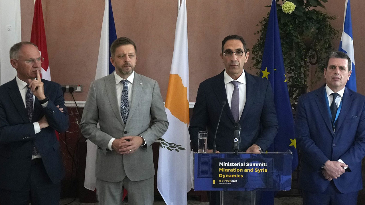 Yunanistan’a dostundan darbe: Biz olmasak siz bir hiçsiniz, Türkiye ile sorunlarınızdan bizi unuttunuz