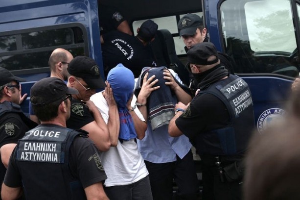 Foto - Yunanistan'a kaçan hainler Adliye'ye böyle geldiler