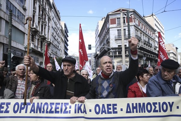 Foto - Yunanistan'da emeklilerden maaş protestosu