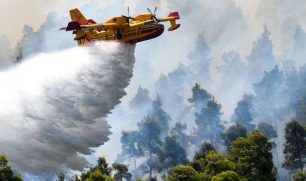 Foto - Yunanistan'da işler kontrolden çıktı! Hakan Fidan topa girdi, Türkiye yardım teklifi yaptı