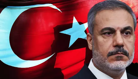 Yunanistan'da işler kontrolden çıktı! Hakan Fidan topa girdi, Türkiye yardım teklifi yaptı