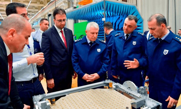 Foto - Yunanistan'da Kaan paniği: Türkiye elektronik harp yapacak