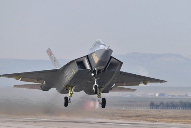 Foto - Yunanistan'da Kaan paniği: Türkiye elektronik harp yapacak