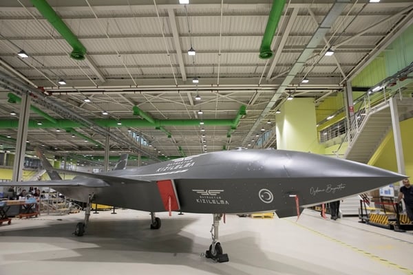 Yunanistan'da "Kızılelma" korkusu: Türkiye F-35'lere kafa tutmaya hazırlanıyor