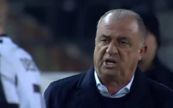 Foto - Yunanistan'da korkutan anlar! Ettiği küfür ekrana yansıdı! İşte Gerçek Fatih Terim'i Yunanistan'da gördü...