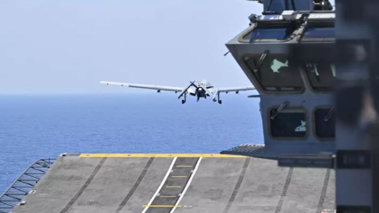 Foto - Yunanistan’da TB3 telaşı: Dünyada bir ilki başardılar! Bu bir gelecek senaryosu değil Türkiye’nin gerçeği...