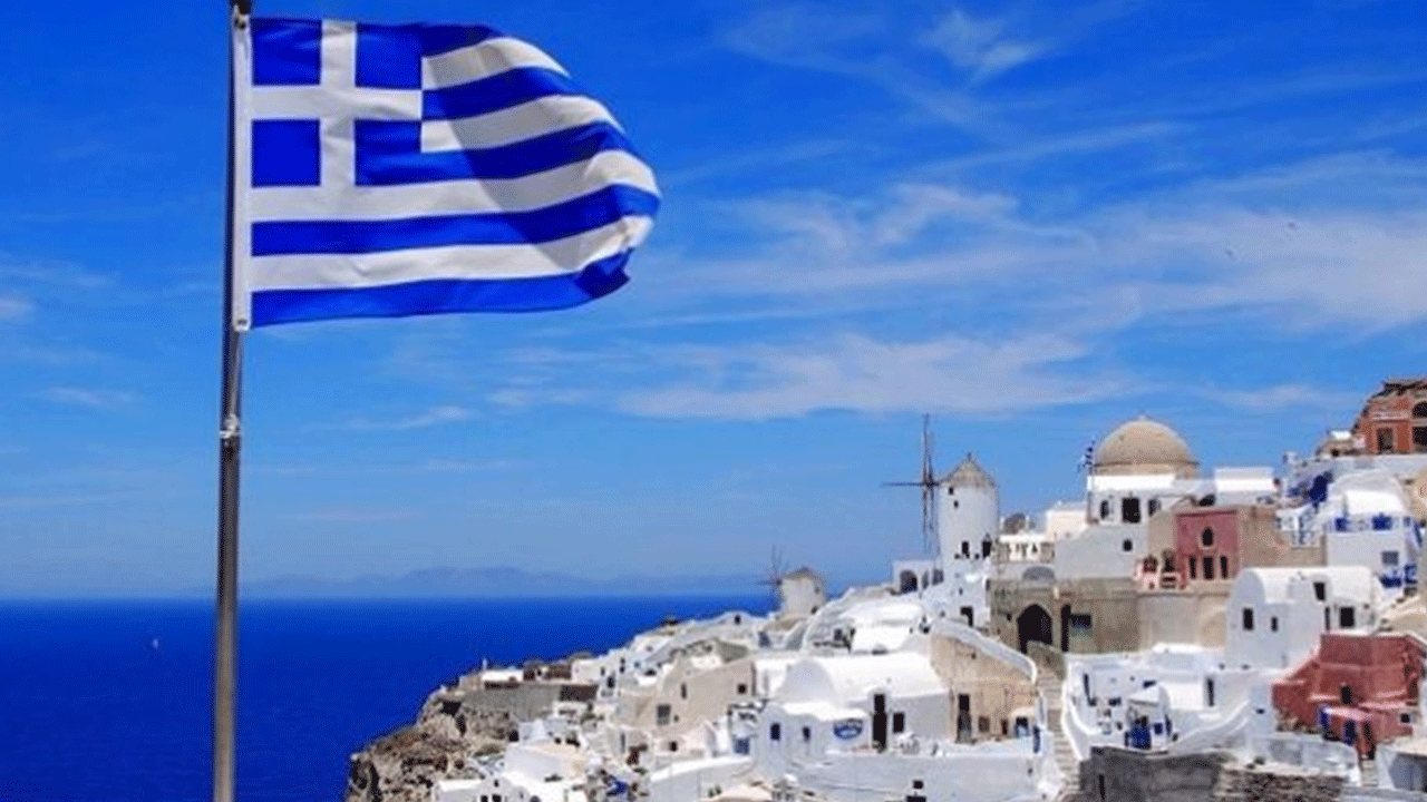 Foto - Yunanistan'dan beyaz Türklere şok: Şimdi de tatile gidin görelim!