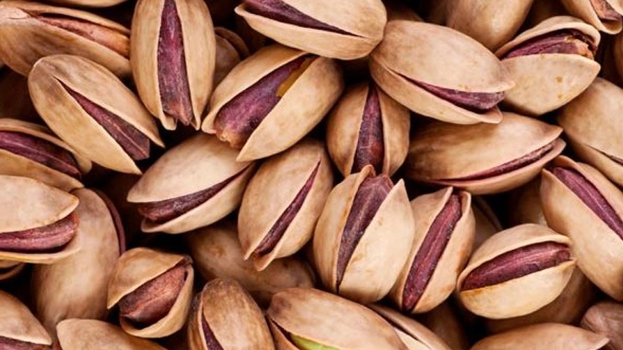 Foto - Yunanistan'dan kanserojen tespit edildiği için geri gönderilen antep fıstıklarını vatandaşa yedirecekler!