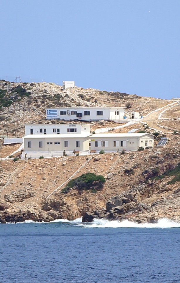 Foto - Yunanistan'dan Türkiye'ye karşı alçak adım! Resmen savaş istiyorlar...