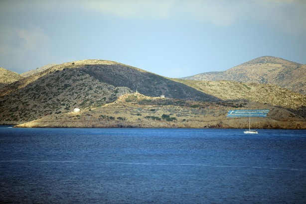 Foto - Yunanistan'dan Türkiye'ye karşı alçak adım! Resmen savaş istiyorlar...