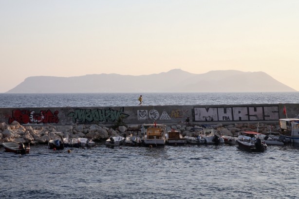 Foto - Yunanistan'ın asker yığdığı 'Meis' adası böyle görüntülendi