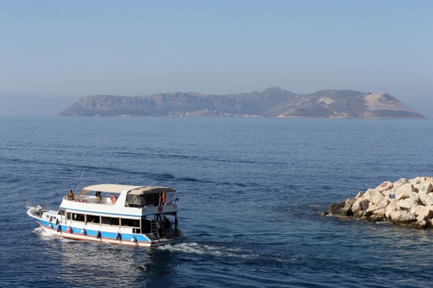 Foto - Yunanistan'ın asker yığdığı 'Meis' adası böyle görüntülendi