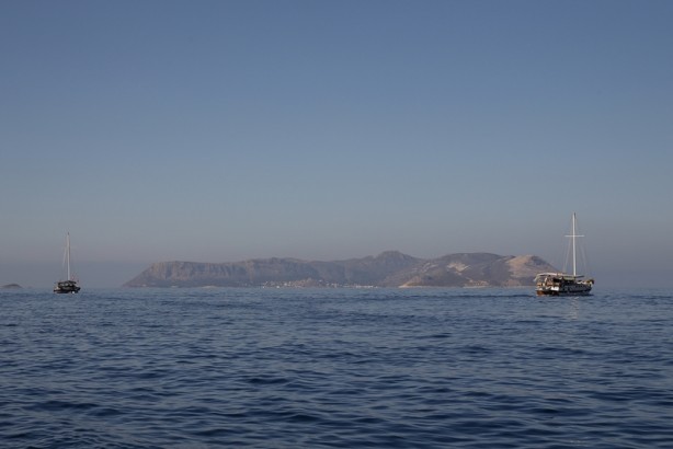 Foto - Yunanistan'ın asker yığdığı 'Meis' adası böyle görüntülendi