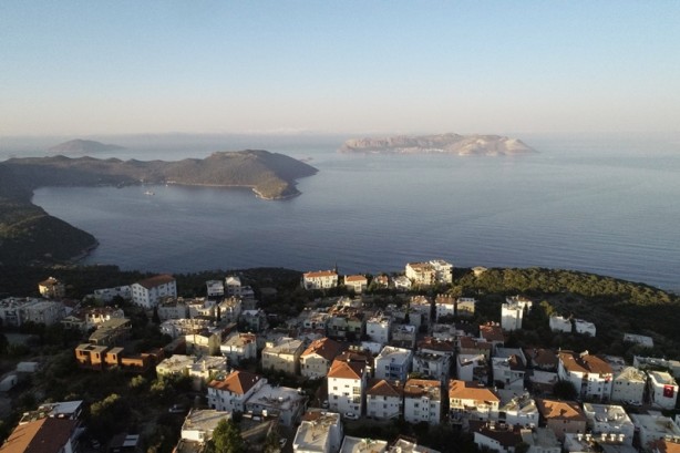 Foto - Yunanistan'ın asker yığdığı 'Meis' adası böyle görüntülendi
