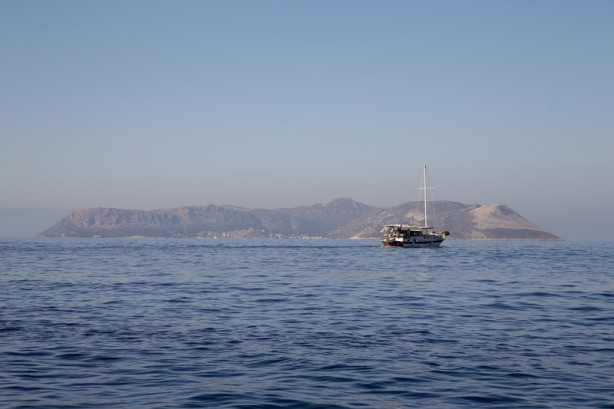 Foto - Yunanistan'ın asker yığdığı 'Meis' adası böyle görüntülendi