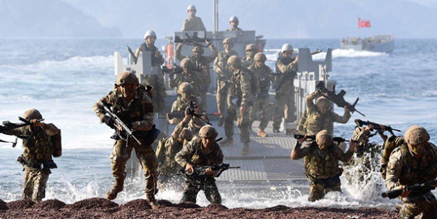 Yunanistan'ın en çok satan gazetesi dünyaya duyurdu: Türkiye ile o tarihte savaş çıkacak