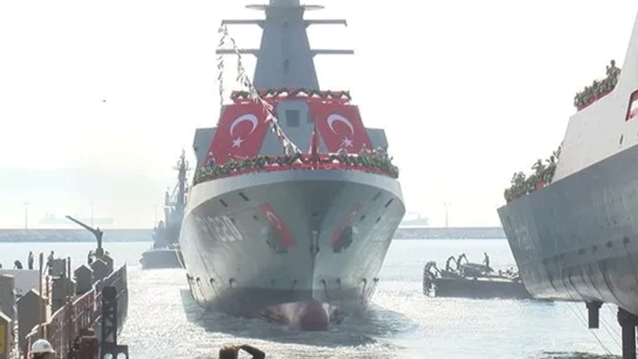 Yunanistan'ın korkulu rüyası! TCG Akhisar ilk seferini yaptı!