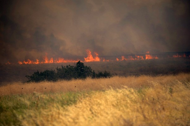 Foto - Yunanistan’ın Türkiye sınırında orman yangını! Köyler boşaltıldı
