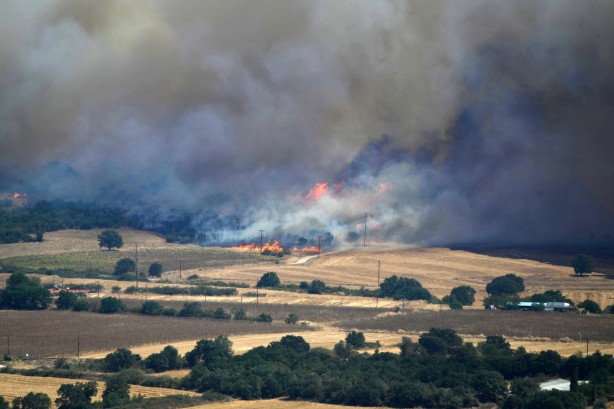 Foto - Yunanistan’ın Türkiye sınırında orman yangını! Köyler boşaltıldı