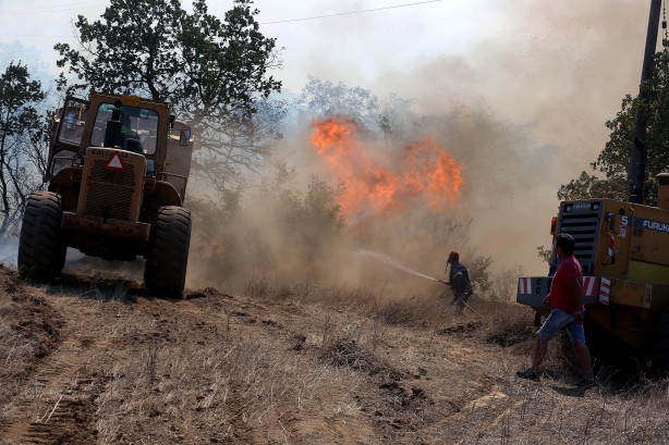 Foto - Yunanistan’ın Türkiye sınırında orman yangını! Köyler boşaltıldı