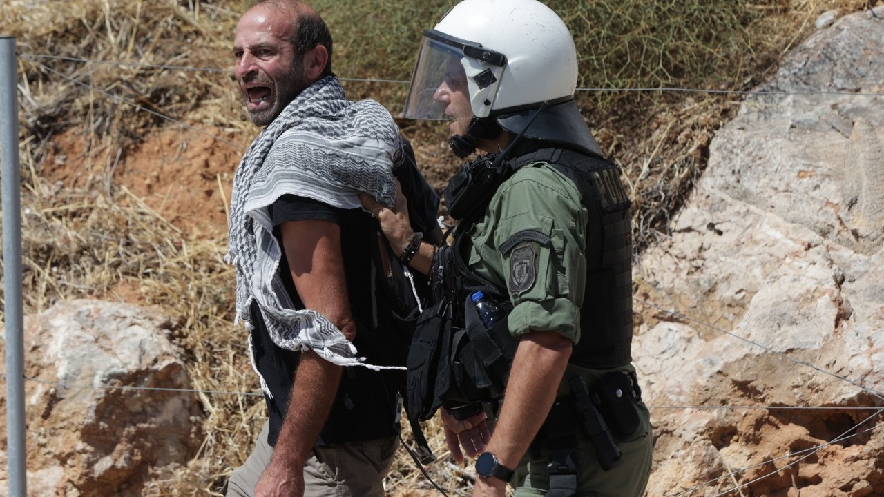 Foto - Yunanlar sokağa indi! İsrailli turistlere karşı ayaklandılar