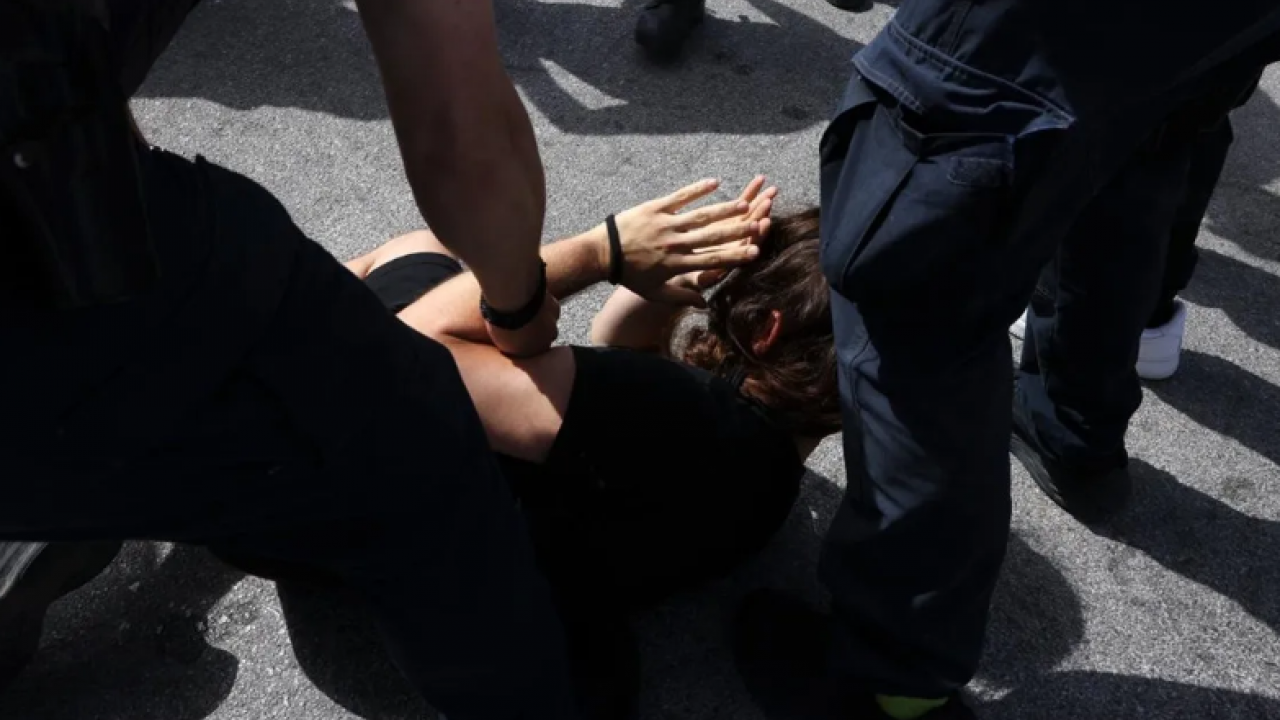 Foto - Yunanlar sokağa indi! İsrailli turistlere karşı ayaklandılar