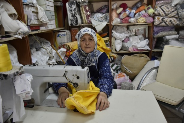 Foto - Yünlerin içinde buldu, hemen annesini aradı! Resmen içinden hazine çıktı