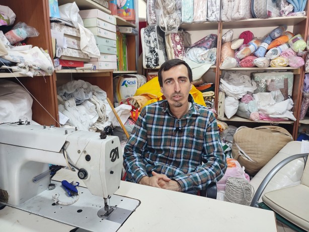 Foto - Yünlerin içinde buldu, hemen annesini aradı! Resmen içinden hazine çıktı