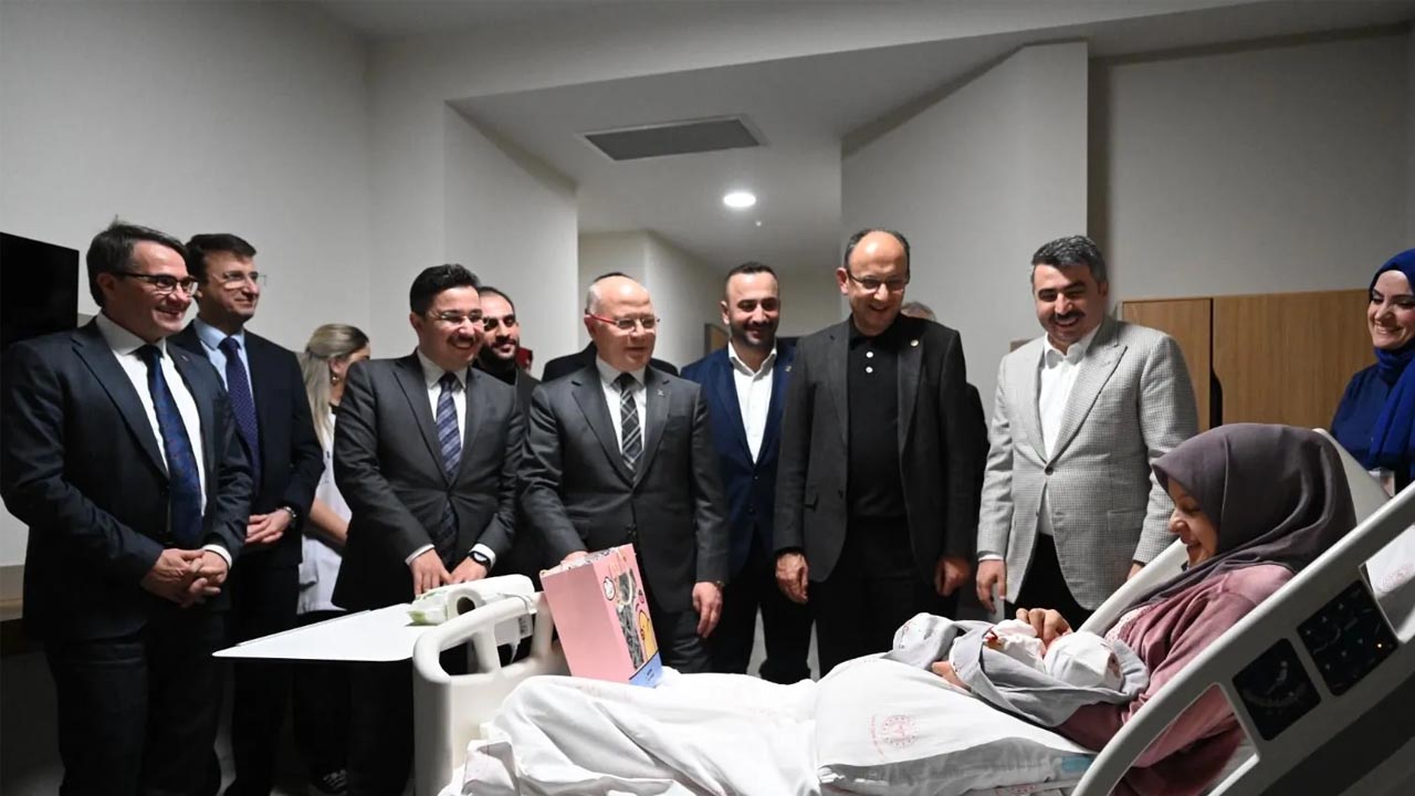 Foto - Yurdun dört bir yanından kareler! 2025’in ilk bebekleri dünyaya geldi