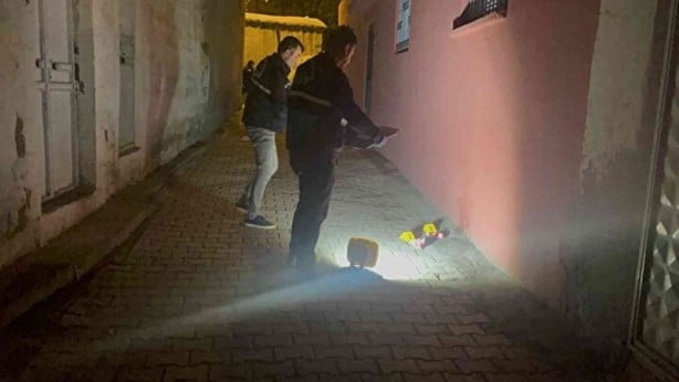 Foto - Yürek burkan görüntü! Sokakta doğurduğu bebeğini poşete koyup terk etti