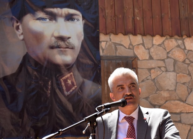 Foto - Yüreklerde kapanmayan yara! Başbağlar'da katledilen 33 sivil törenle anıldı