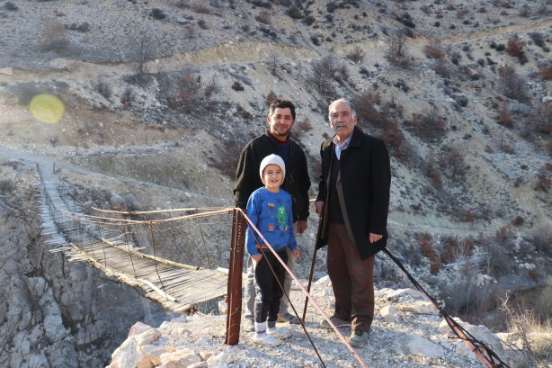 Foto - Yürekleri ağza getiren köprü! Tam 30 metre...