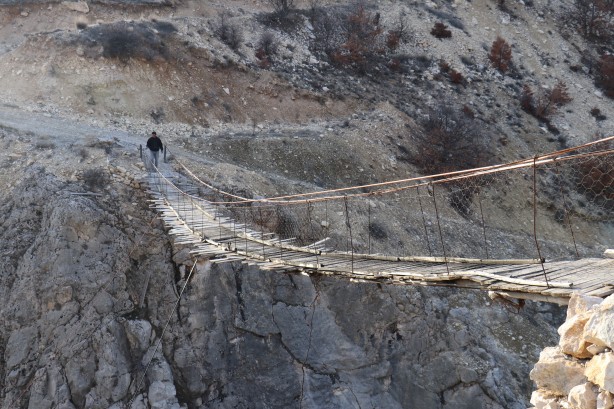 Foto - Yürekleri ağza getiren köprü! Tam 30 metre...