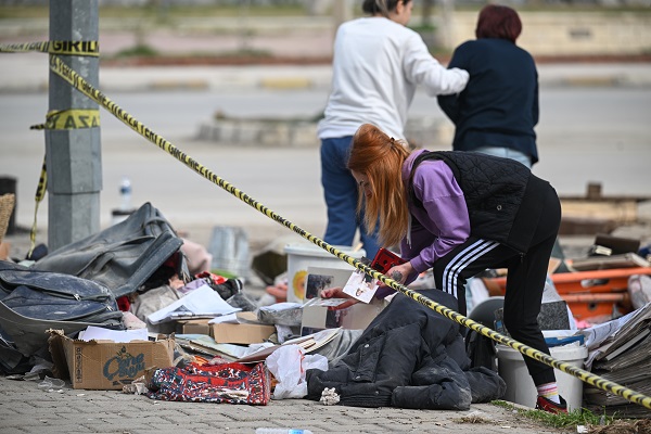 Foto - Yürekleri yakan manzara! Küçücük bir hatıra için
