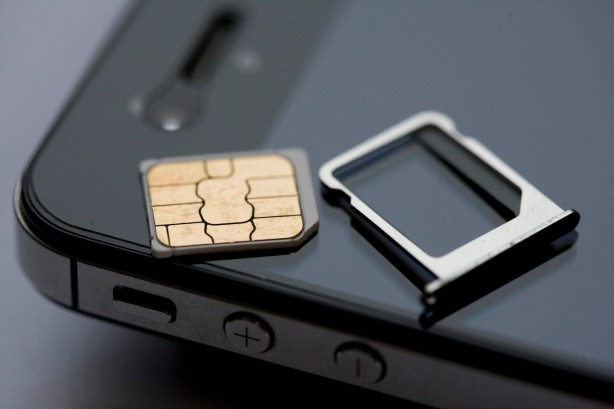 Foto - Yurt dışından telefon getirmek isteyenler dikkat! Yönetmelik değişti artık…