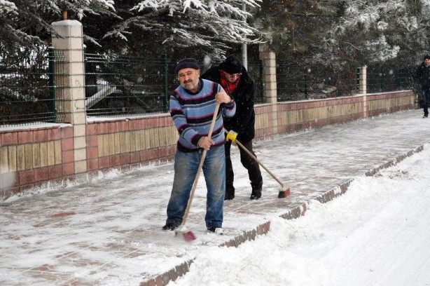 Foto - Yurttan kar manzaraları...