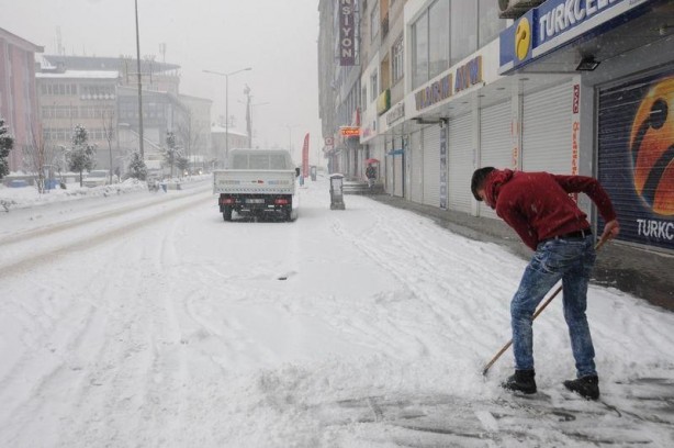 Foto - Yurttan kar manzaraları...