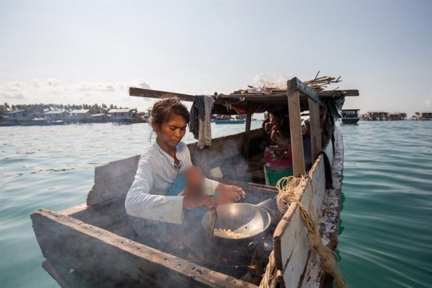 Foto - Yürümeyi değil önce yüzmeyi öğeniyorlar