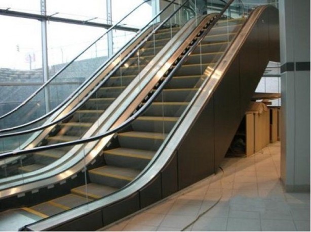 Foto - Yürüyen merdivenlerdeki fırça ne işe yarıyor?