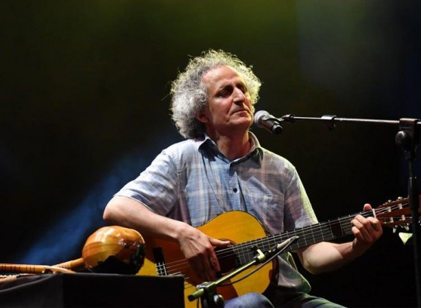 Foto - Yusuf islam Kuran-ı Kerim'deki o ayet ile destek çağrısında bulundu.