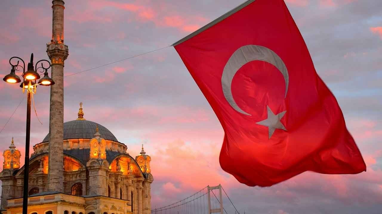 Foto - Yusuf Kaplan uyardı: Uyanın artık, Türkiye intihara sürükleniyor