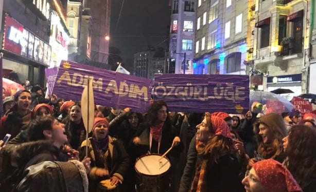 Foto - Yusuf Kaplan'dan sert tepki: KADEM bunlarla aynı karede olmayı hazmedebiliyor mu?