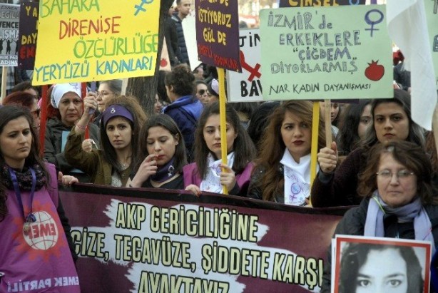 Foto - Yusuf Kaplan'dan sert tepki: KADEM bunlarla aynı karede olmayı hazmedebiliyor mu?