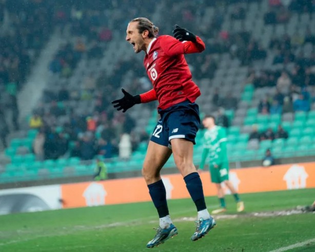 Foto - Yusuf Yazıcı, Süper Lig devi ile anlaştı! Canlı yayında açıkladılar